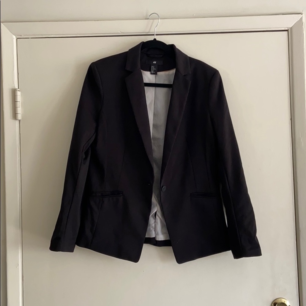Fitted black H&M blazer